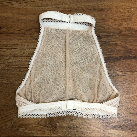 \Victoria’s Secret\• NWT Halter Bralette - Picture 4 of 9